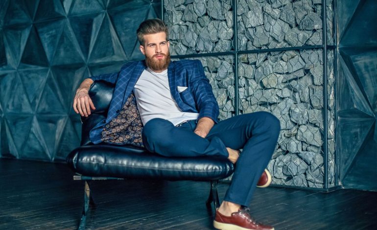 Is there any difference between an artistic character and an influencer?